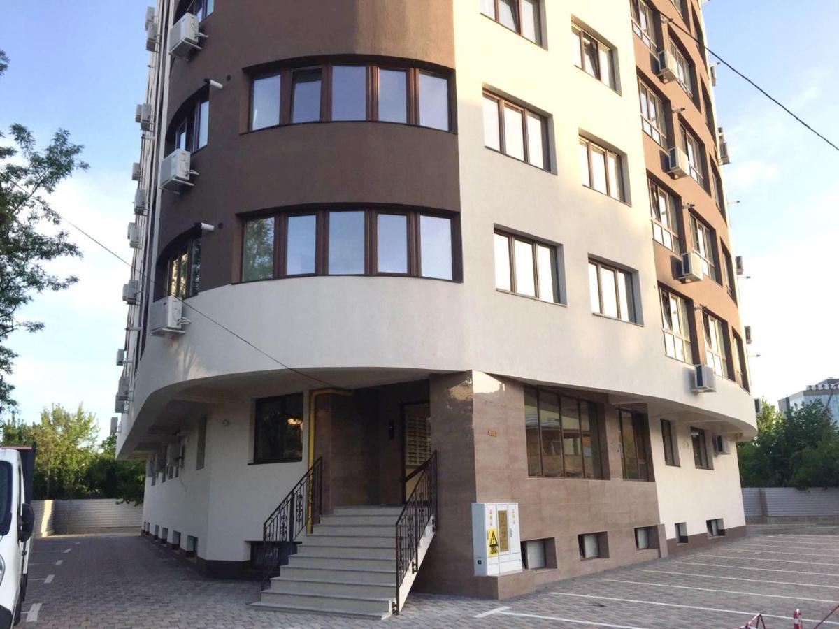 Elyse Comfortable Apartment Close To Palas Mall 이아시 외부 사진