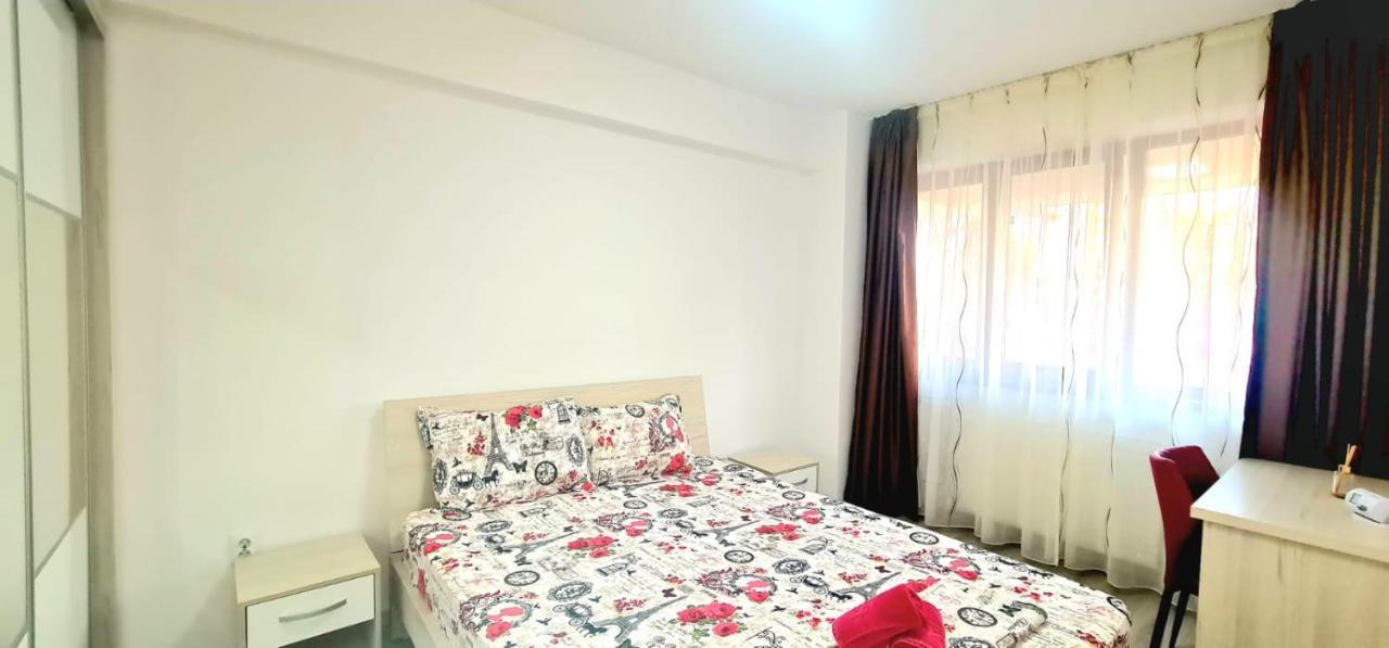 Elyse Comfortable Apartment Close To Palas Mall 이아시 외부 사진