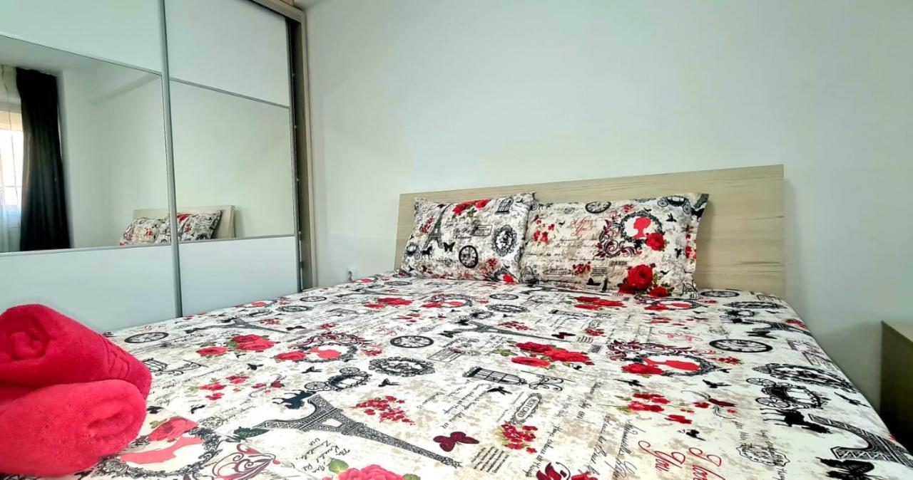 Elyse Comfortable Apartment Close To Palas Mall 이아시 외부 사진
